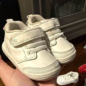 Classic White stride rite baby walking Shoes